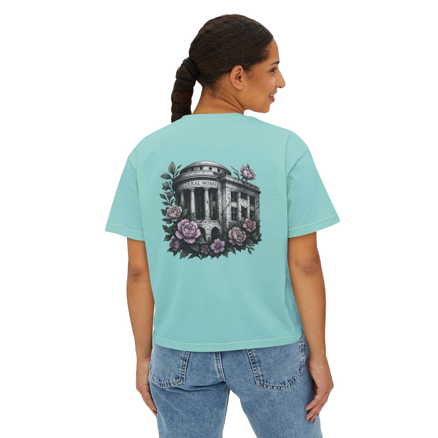 "I'm still Standing" Women's Boxy Tee