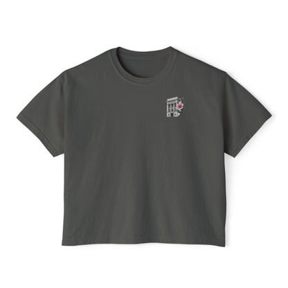 "I'm still Standing" Women's Boxy Tee